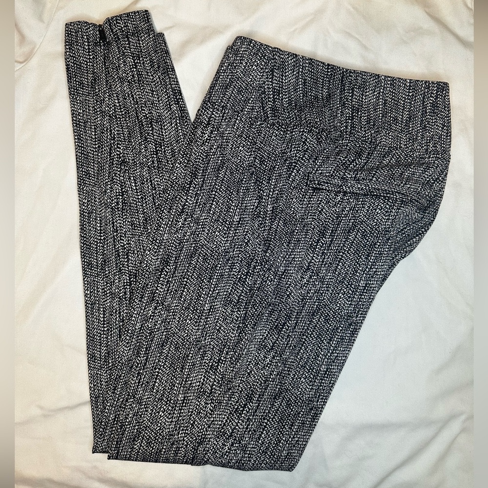 Athleta Black White Textured Ankle Pants Size S Stretch Travel Work Pants
